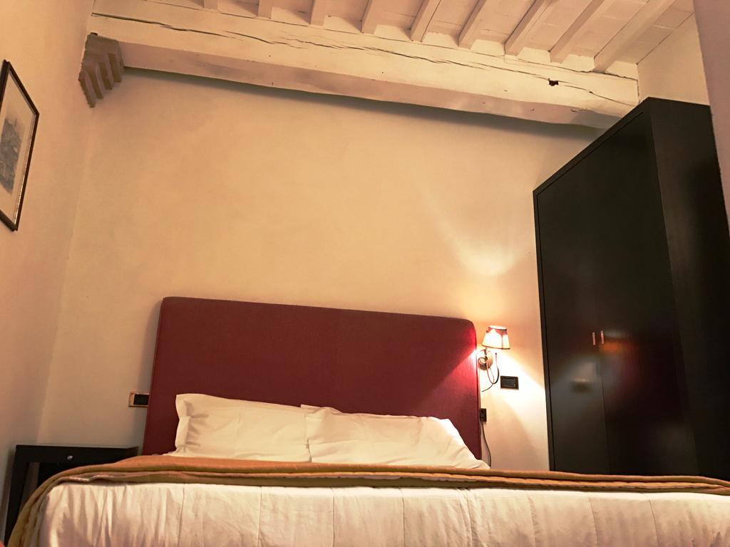 Castello Di Leonina Relais - Adults Only Hotel Siena Luaran gambar