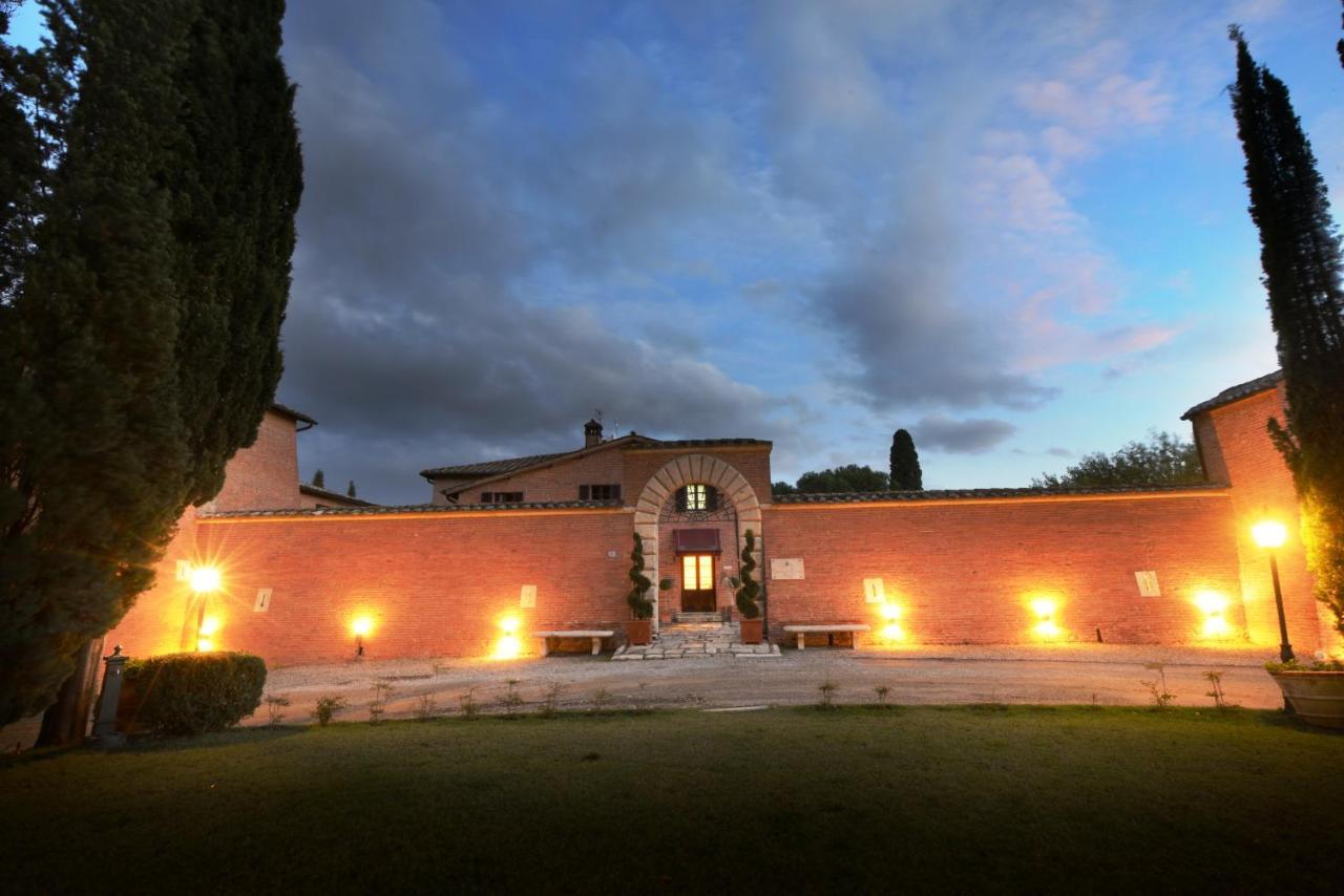 Castello Di Leonina Relais - Adults Only Hotel Siena Luaran gambar