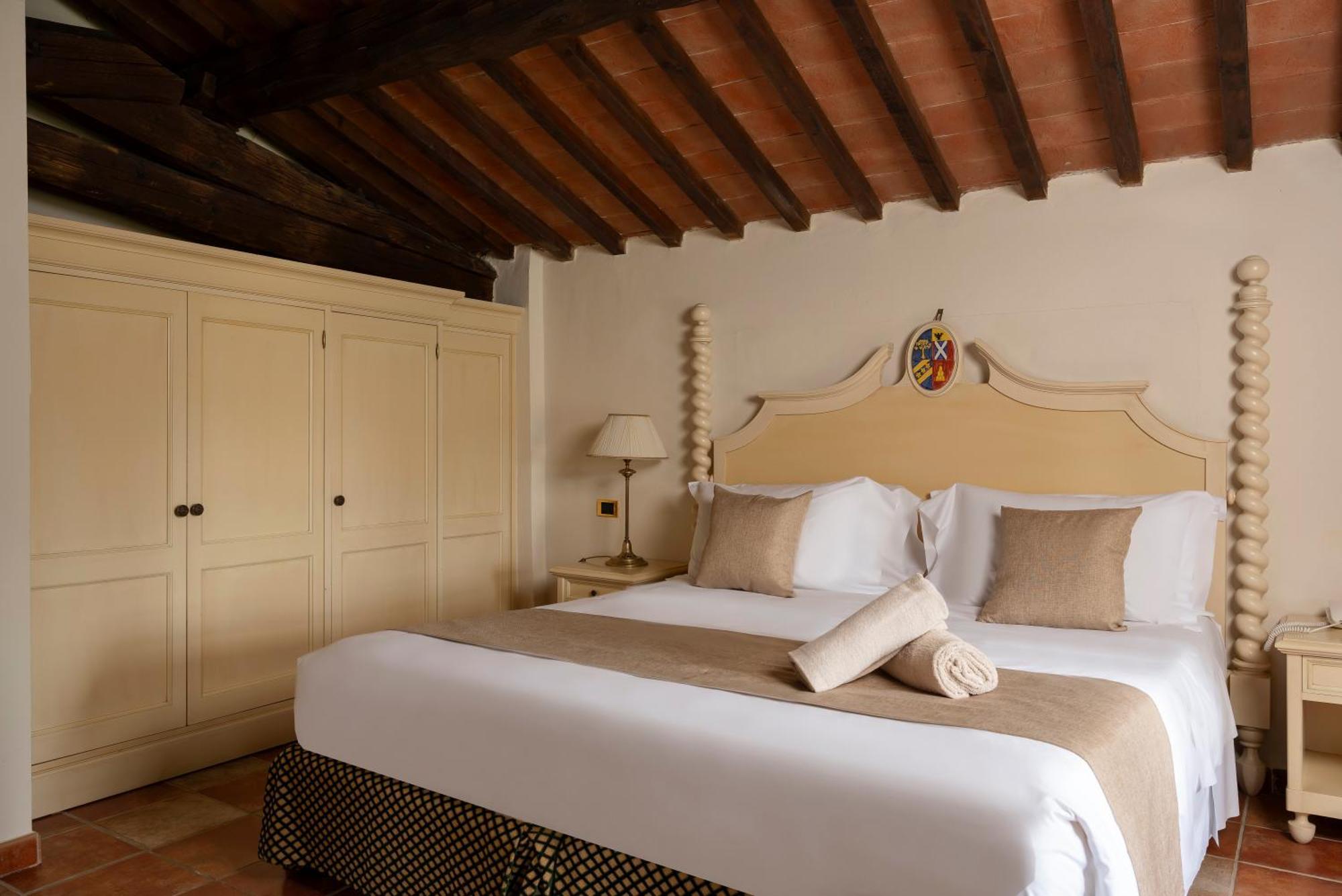 Castello Di Leonina Relais - Adults Only Hotel Siena Luaran gambar