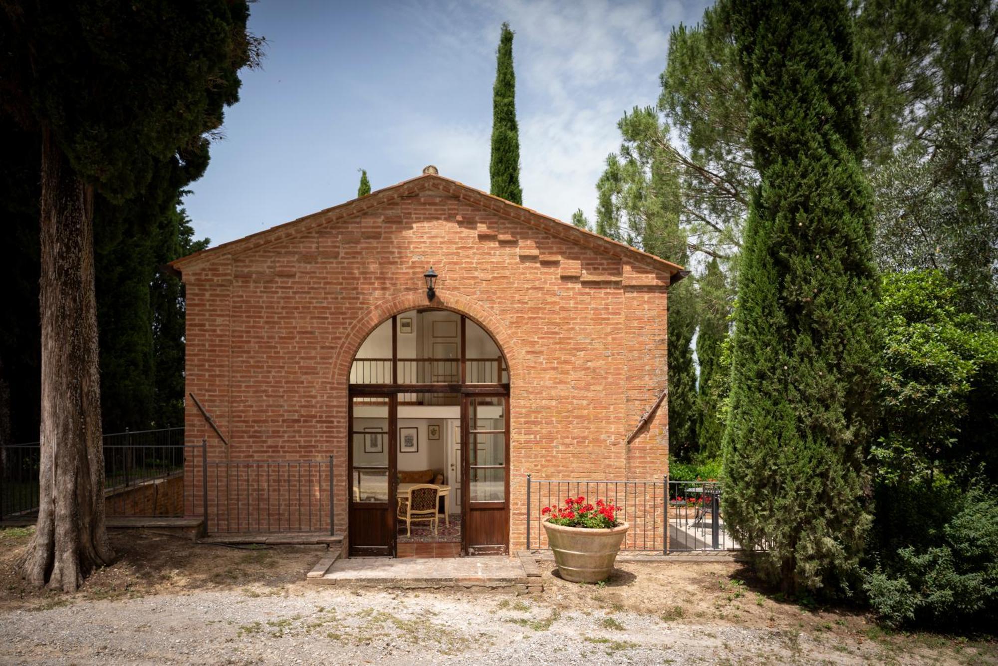 Castello Di Leonina Relais - Adults Only Hotel Siena Luaran gambar