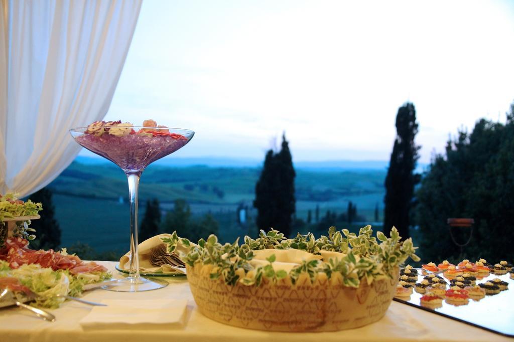 Castello Di Leonina Relais - Adults Only Hotel Siena Luaran gambar
